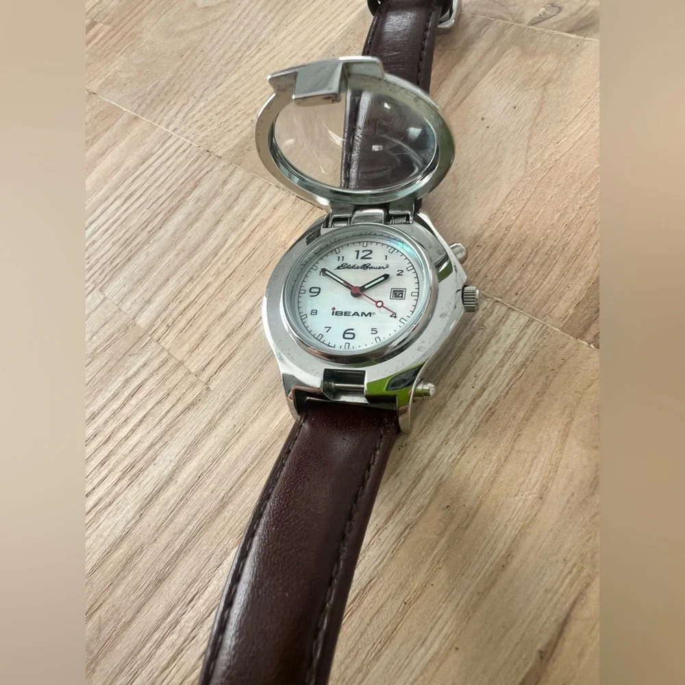 Eddie Bauer ibeam magnifying lens watch NEW BATTERY